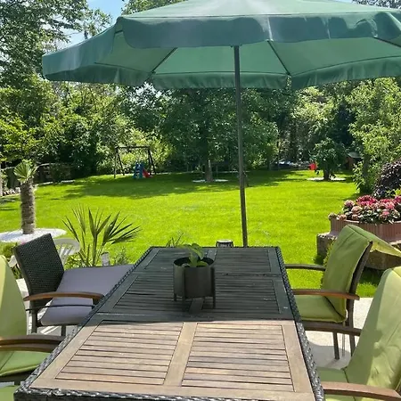 Wunderschoene Terrassenwohnung Mit Blick Ins Gruene! * Meerbusch