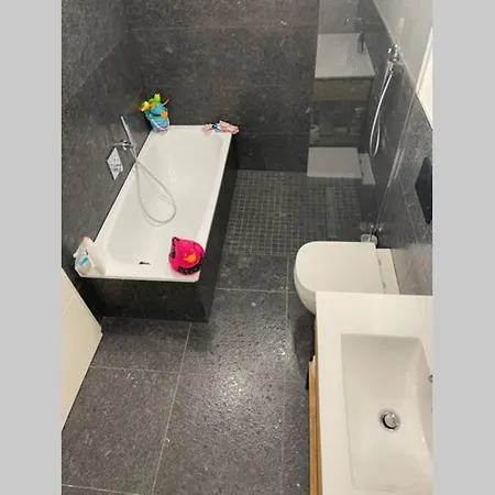 Wunderschoene Terrassenwohnung Mit Blick Ins Gruene! *