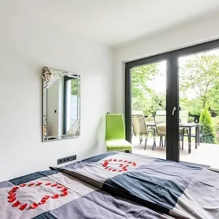 Wunderschoene Terrassenwohnung Mit Blick Ins Gruene! * Meerbusch