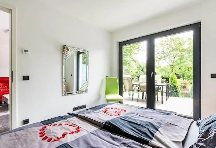 Wunderschoene Terrassenwohnung Mit Blick Ins Gruene! * מירבוש